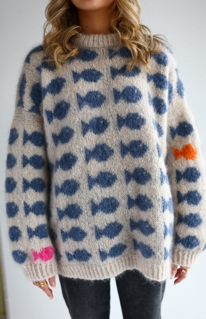 Fluffy fishy genser dame garnpakke Medium