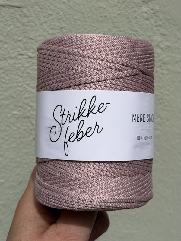 Mere Snor - #26 - Rose